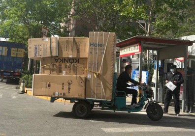 中國1例就封城，北京疫情風雨欲來，為何冰箱先被搶光？