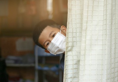 解隔條件5月8日起再鬆綁！「輕症居家照護」無須採檢7天自動解隔