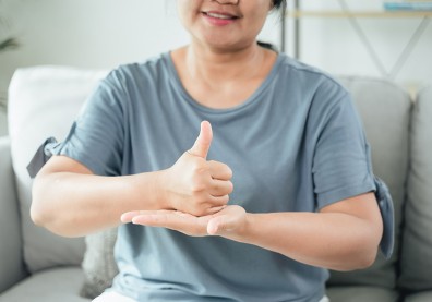 運用設計思維推動公平待客 富邦人壽全台客戶櫃檯導入手語翻譯服務