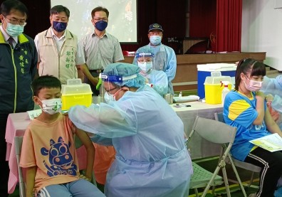 77萬劑BNT兒童疫苗將抵台！家長10大疑問一次看