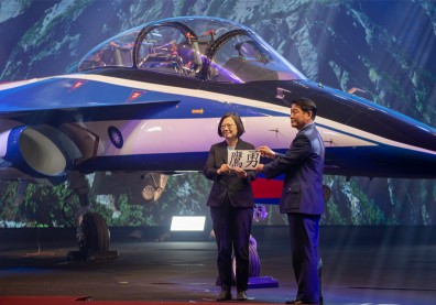 AT-3服役38年15起事故！「勇鷹高教機」將逐步取代