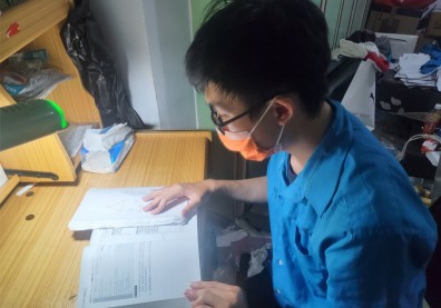 獎助學金拿來辦父親後事，他一口氣考取6國立大學