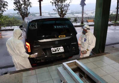 確診死亡數到底在吵什麼？ 專家解析「這幾個數據」很重要