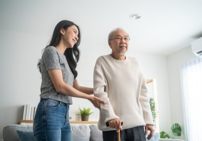 你是「過度幫忙」的兒女嗎？覺得長輩生活方式不健康，該勸嗎？
