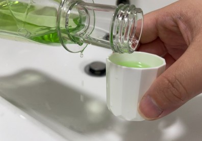 研究：使用漱口水或有助降低口腔內病毒傳播，醫曝「關鍵秒數」