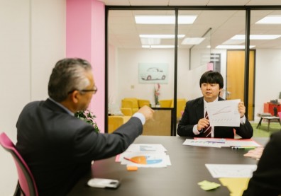 不過想了解團隊進度，一開口反而澆熄員工的熱情？主管應避免用「這3種問句」當開頭