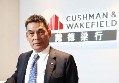 房市悽慘？顏炳立：資金潮退膽破，爽日子結束！