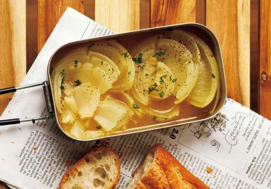 露營也能端出美味好菜，６步驟自製餐廳級「法式洋蔥湯」