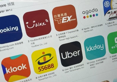 55688 蟬聯叫車類APP榜首，果粉最愛150人即時客服推點數折車資