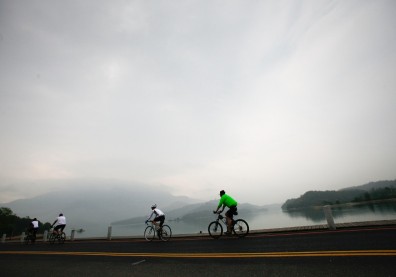 8000公里環島車道 騎出自行車旅遊大國