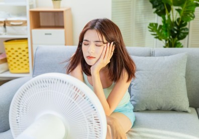 白天省電費，不開冷氣熱到體溫達38度？急診醫示警：中暑死亡率高