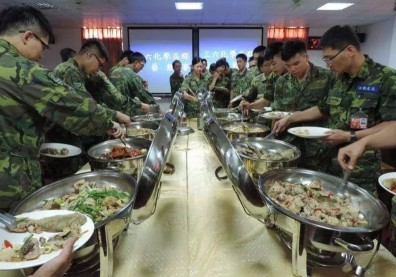 軍中伙食真的難吃？廚餘高出國民人均廚餘量7、8倍