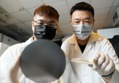 定錨產業筆記站長Paulson〉五大產業強勢突圍，抓緊趨勢賺一波