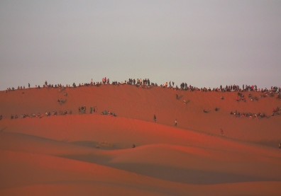 只是想結交「在沙漠的朋友」？那些摩洛哥人眼中「骯髒的觀光客」