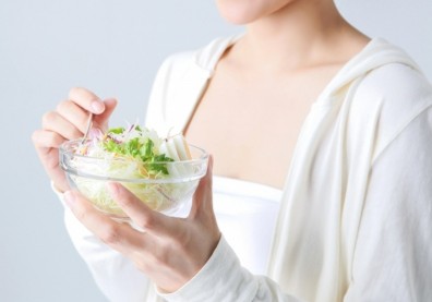 減肥靠少吃復胖機率高！醫師曝「吃飯多加１動作」防體重上升