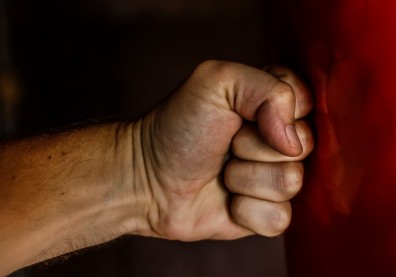 榮民之家驚傳命案！醫師：阿茲海默症恐併情緒行為障礙，要注意
