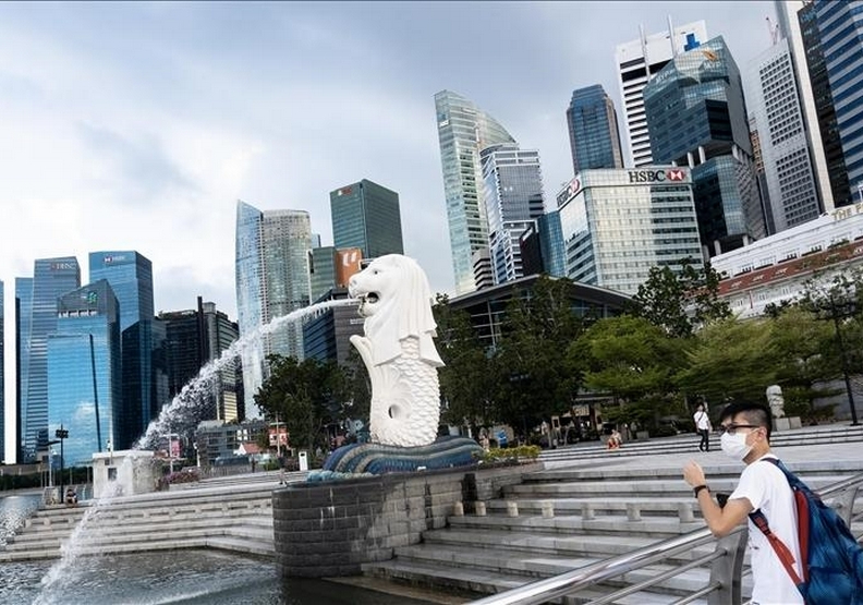 新加坡經濟發展良好，但大多年輕人重心都在事業上。aa
