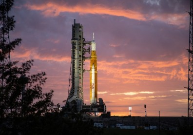 國際週報》人類重返月球！ 阿提米絲1號週一發射