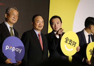 電支武林高手輩出！零售業跨入支付大戰，虧錢也要拚龍頭？