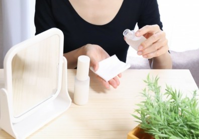 A醇、A酸是什麼？可以縮小毛孔、改善粉刺？一圖看懂使用注意事項
