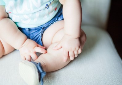 嬰幼兒皮膚傷口多留意！醫籲出現「這些症狀」提防蜂窩性組織炎