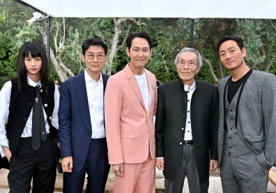 《魷魚遊戲》艾美獎獲兩項大獎！OTT平台打開韓劇新視界