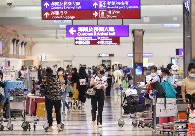 快可以出國了？指揮中心鬆口：邊境鬆綁0+7最快10月上路