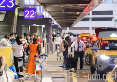 「0＋7」10月13日上路！防疫計程車面臨退場，旅客改跳表計費