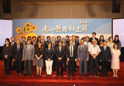 串起醫療與社福 疫情下的無名英雄