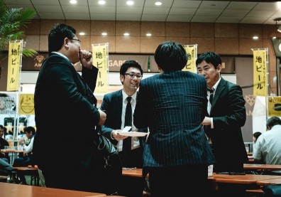 日本的「禮貌文化」：恥感意識背後所欠缺的「勇氣」