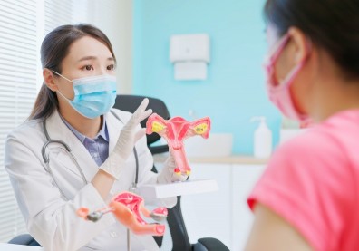 子宮息肉是什麼？自然懷孕機率低、一定要手術切除？醫師解答３大疑問