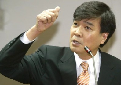 前立委黃義交憾因憂鬱症離世！從政之路精采卻誹聞纏身