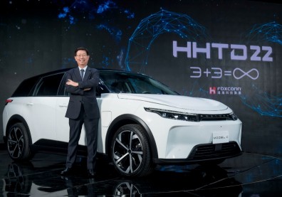 AI上游產品市占逾七成！電動車仍有戲？鴻海法說全解析