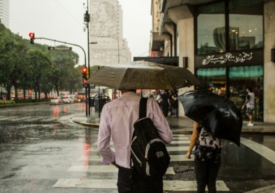 天冷、下雨天就關節痛？營養師分享５大飲食方針減緩發炎、舒緩疼痛