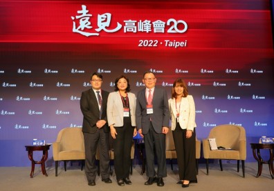 大學╳金融╳醫療，「三新」齊力深化銀光經濟系