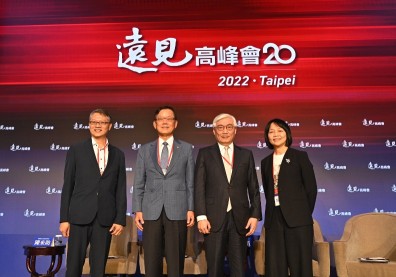 數位轉型如同「開巴士」，六大障礙如何排除？