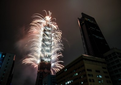 疫情穩定下降！王必勝：跨年不另訂口罩規定，戶外３情境建議戴口罩