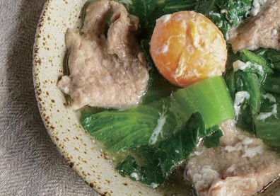 秋冬時節來一碗！DIY港式「芥菜生鹹蛋肉片滾湯」暖心更暖胃