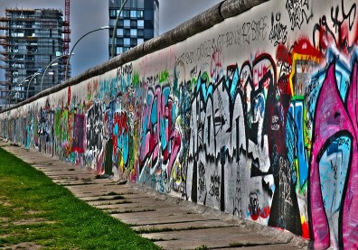 團圓‧失落‧一家人－德國統一一年後