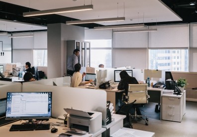 勞動節：快逃吧！認為「員工幸福公司就完蛋」的企業，根本不值得待