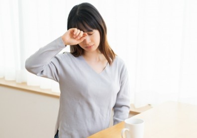 甲狀腺亢進、低下都會發生！出現眼皮浮腫３症狀當心「甲狀腺眼病變」