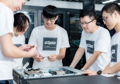 一個想法改變世界 網路通訊助臺灣資通訊迎戰藍海