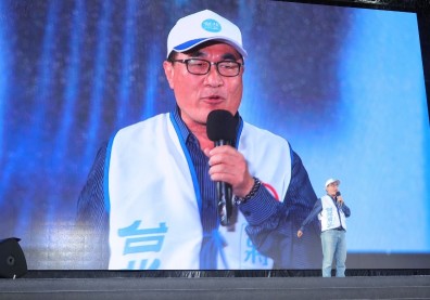 蔣萬安三顧茅蘆再打「夫人牌」！李四川同意出任北市副市長