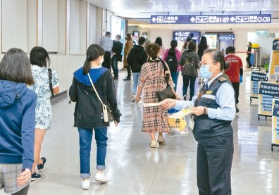 解封超過一個月卻不見觀光客？赴日遊、來台客相差近三倍