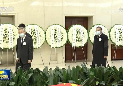 胡錦濤20大後首露面！赴醫院送別江澤民、鞠躬向遺孀致意