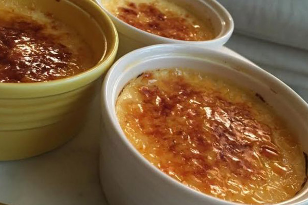 超簡單！法式經典料理：焦糖布蕾CRÈME BRÛLÉE