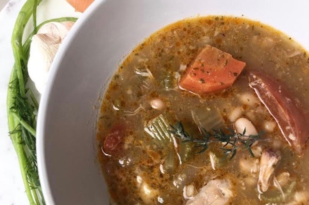 義式家常料理：義式香料蔬菜豆湯