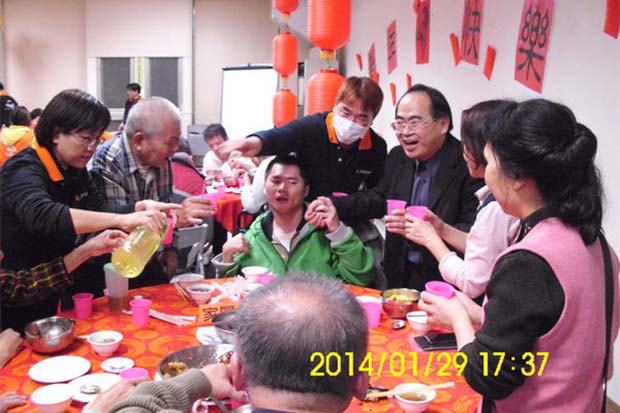 愛德是過年的家