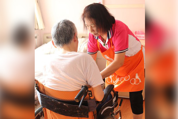 活到老，動到老！70歲照服員：他們就像家人