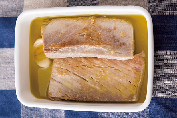 比市售罐頭更健康單純：油漬鮪魚